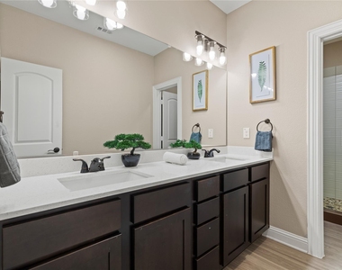 1022 Debby Court - Photo Thumbnail 16