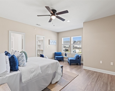 1022 Debby Court - Photo Thumbnail 13