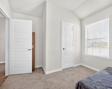 2020 Hearn Drive - Photo Thumbnail 26