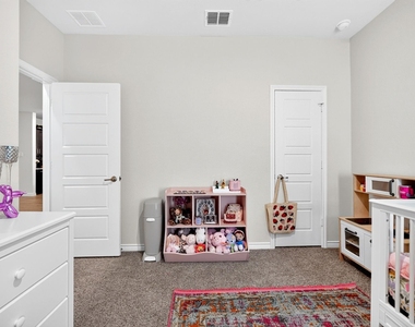 2020 Hearn Drive - Photo Thumbnail 22