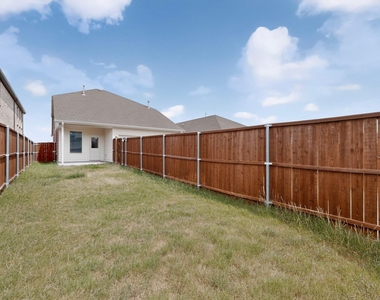 1309 Canuela Way - Photo Thumbnail 36