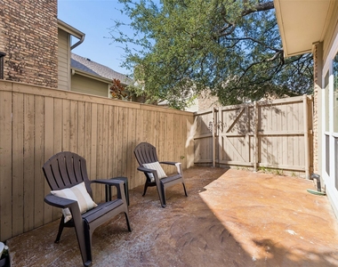 8418 Towneship Lane - Photo Thumbnail 22
