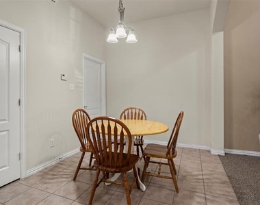 8712 Iron Horse Drive - Photo Thumbnail 7