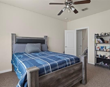 8712 Iron Horse Drive - Photo Thumbnail 18