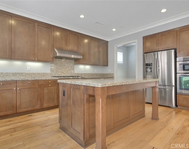 218 Wyndover - Photo Thumbnail 9