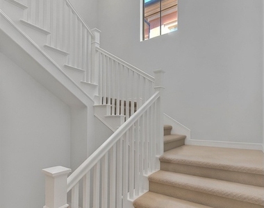 218 Wyndover - Photo Thumbnail 16