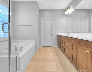 218 Wyndover - Photo Thumbnail 20