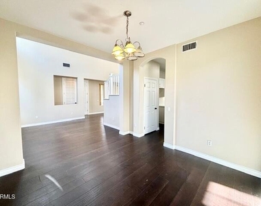 417 Morado Place - Photo Thumbnail 7