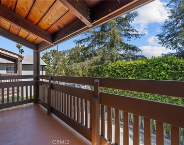 13006 Moorpark - Photo Thumbnail 23