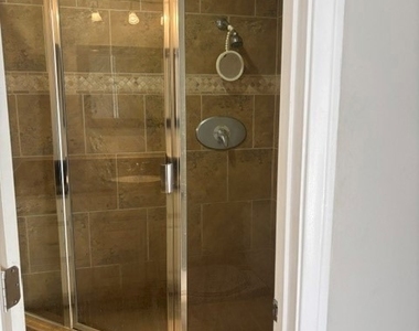 5403 Newcastle # 12 - Photo Thumbnail 10