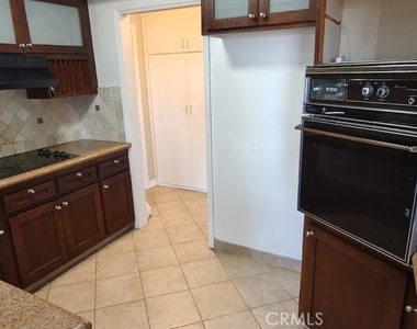 5630 Ravenspur - Photo Thumbnail 12