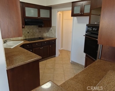 5630 Ravenspur - Photo Thumbnail 25