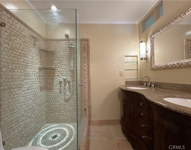 900 Camino Real - Photo Thumbnail 28
