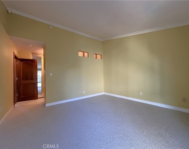 900 Camino Real - Photo Thumbnail 21
