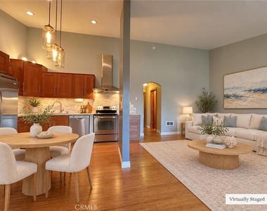 900 Camino Real - Photo Thumbnail 4