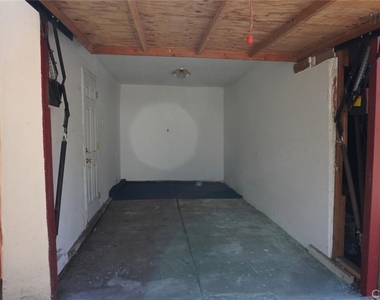 2068 W 52nd - Photo Thumbnail 25