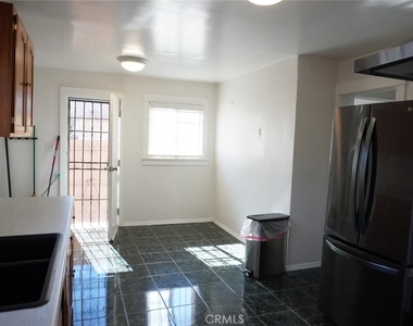 2068 W 52nd - Photo Thumbnail 21