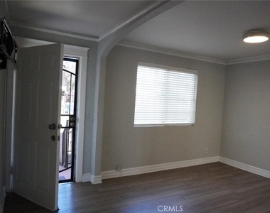 2068 W 52nd - Photo Thumbnail 14