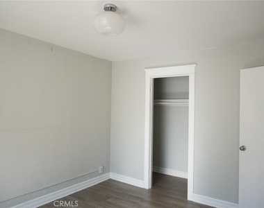 2068 W 52nd - Photo Thumbnail 13