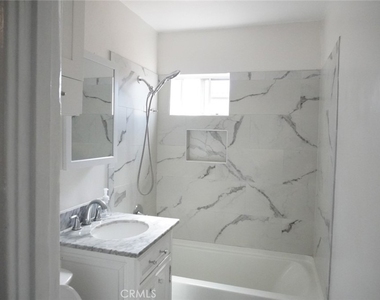 2068 W 52nd - Photo Thumbnail 9