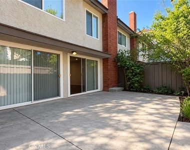 926 Plaza Escondido - Photo Thumbnail 21