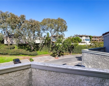 5146 Dorado Drive - Photo Thumbnail 15