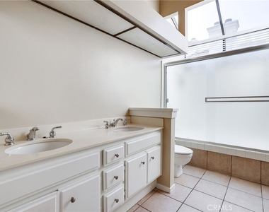5146 Dorado Drive - Photo Thumbnail 12