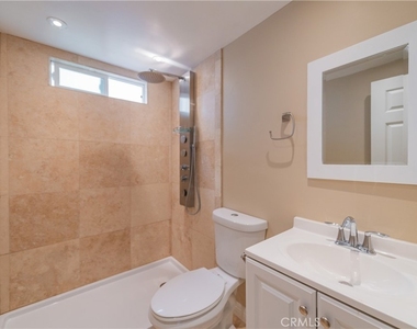 4972 Rochelle - Photo Thumbnail 7