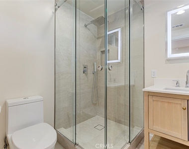 11542 Encino Avenue - Photo Thumbnail 22