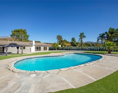 11542 Encino Avenue - Photo Thumbnail 50