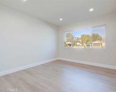 11542 Encino Avenue - Photo Thumbnail 31