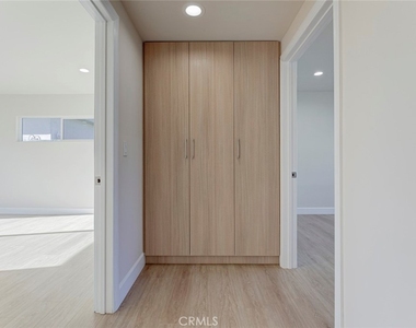 11542 Encino Avenue - Photo Thumbnail 26