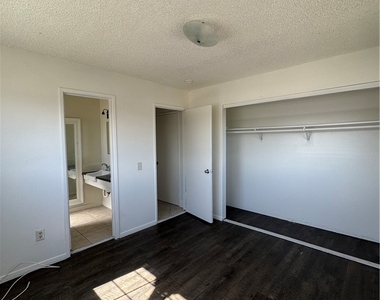 7782 Mandrell - Photo Thumbnail 6