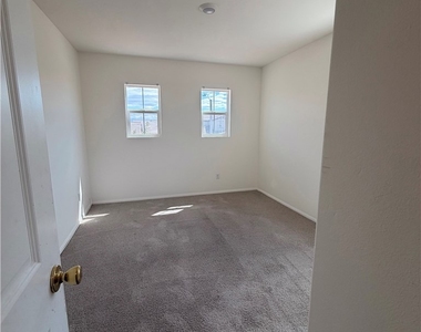 13154 Santa Clara - Photo Thumbnail 9