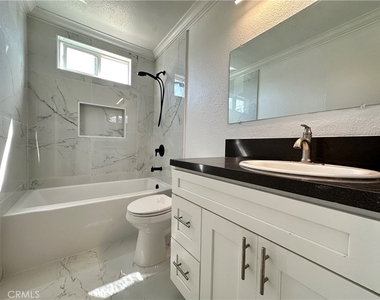 203 Nashville - Photo Thumbnail 10