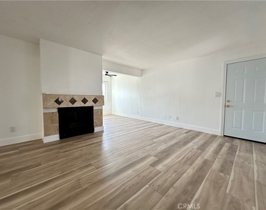 203 Nashville - Photo Thumbnail 4