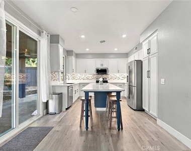 6722 Summerstone Court - Photo Thumbnail 12