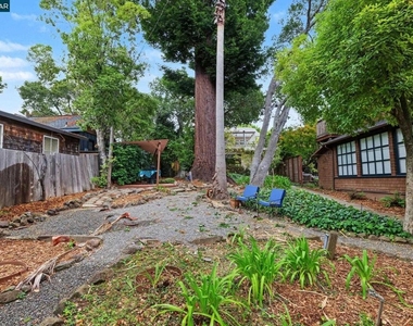 23 Sycamore Ave - Photo Thumbnail 20
