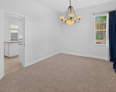 830 Pradera Way - Photo Thumbnail 13