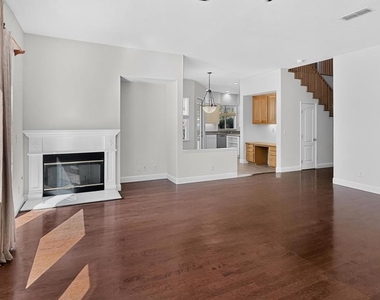 830 Pradera Way - Photo Thumbnail 22