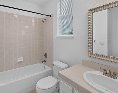 830 Pradera Way - Photo Thumbnail 27