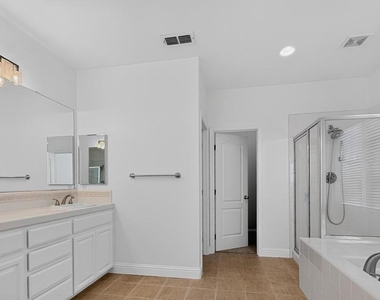 830 Pradera Way - Photo Thumbnail 34