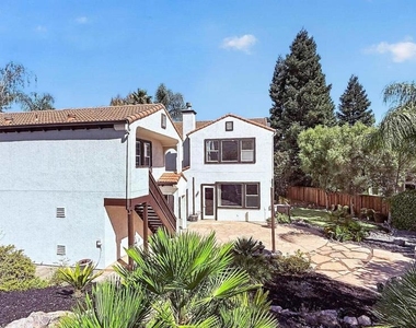 830 Pradera Way - Photo Thumbnail 65