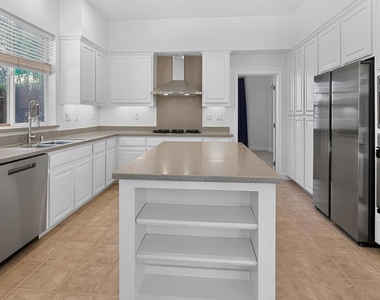 830 Pradera Way - Photo Thumbnail 16