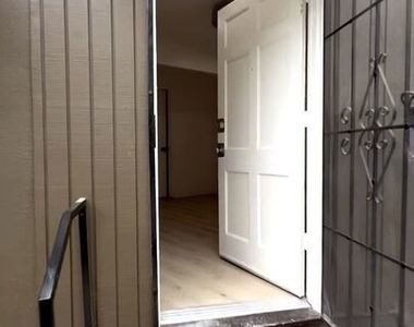 1436 E 4th Street - Photo Thumbnail 3