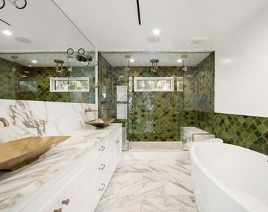 1743 Courtney Avenue - Photo Thumbnail 11