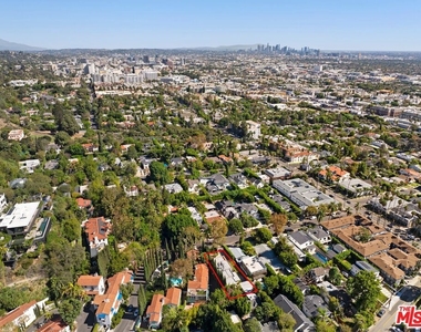 1743 Courtney Avenue - Photo Thumbnail 24