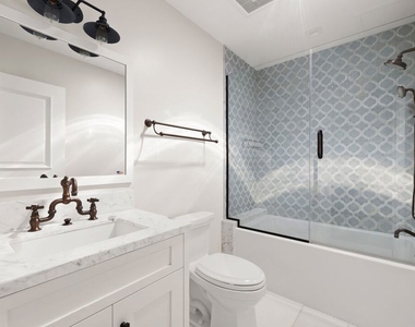 1743 Courtney Avenue - Photo Thumbnail 17