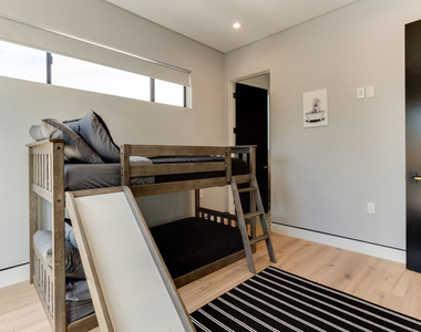 18015 Martha Street - Photo Thumbnail 50