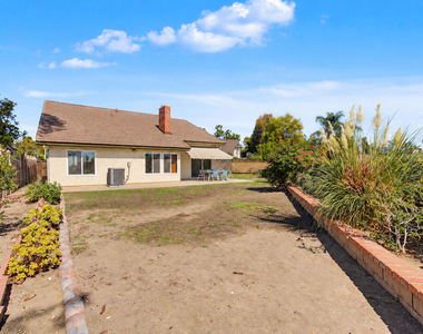 2044 Foothill Drive - Photo Thumbnail 38